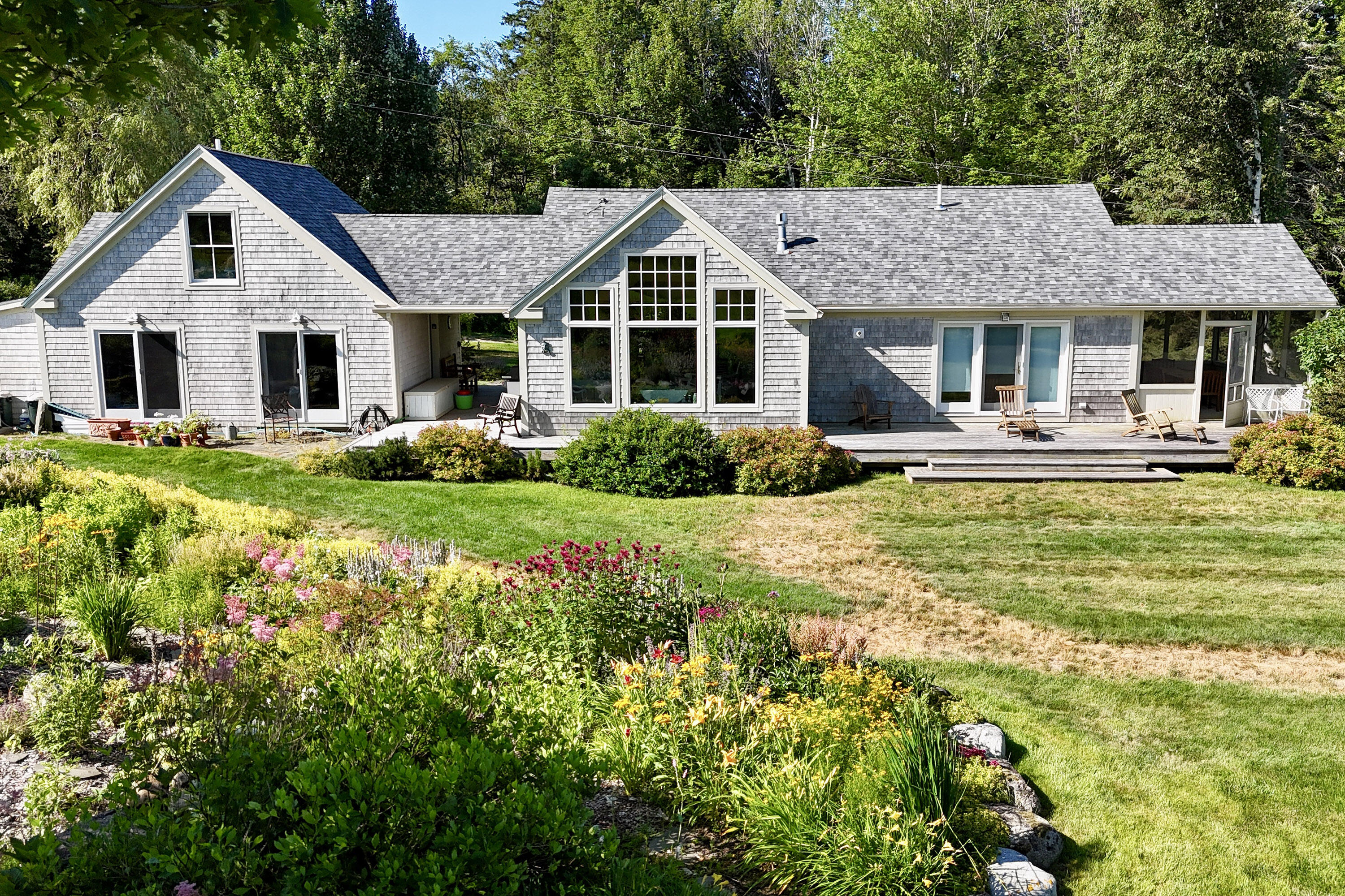 15 Doshen Place Penobscot ME 04476