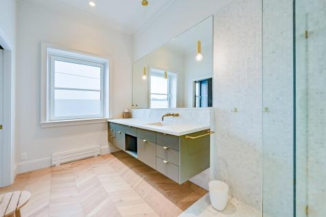 223 Water Street Gardiner ME 04345