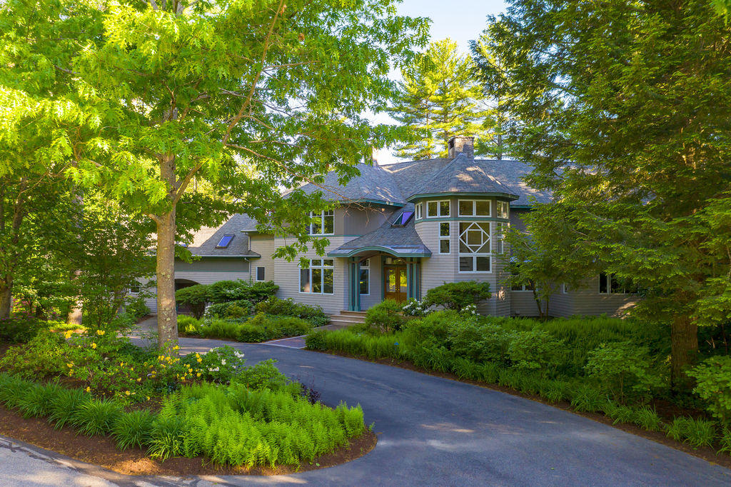 14 Pinehurst Lane Falmouth ME 04105