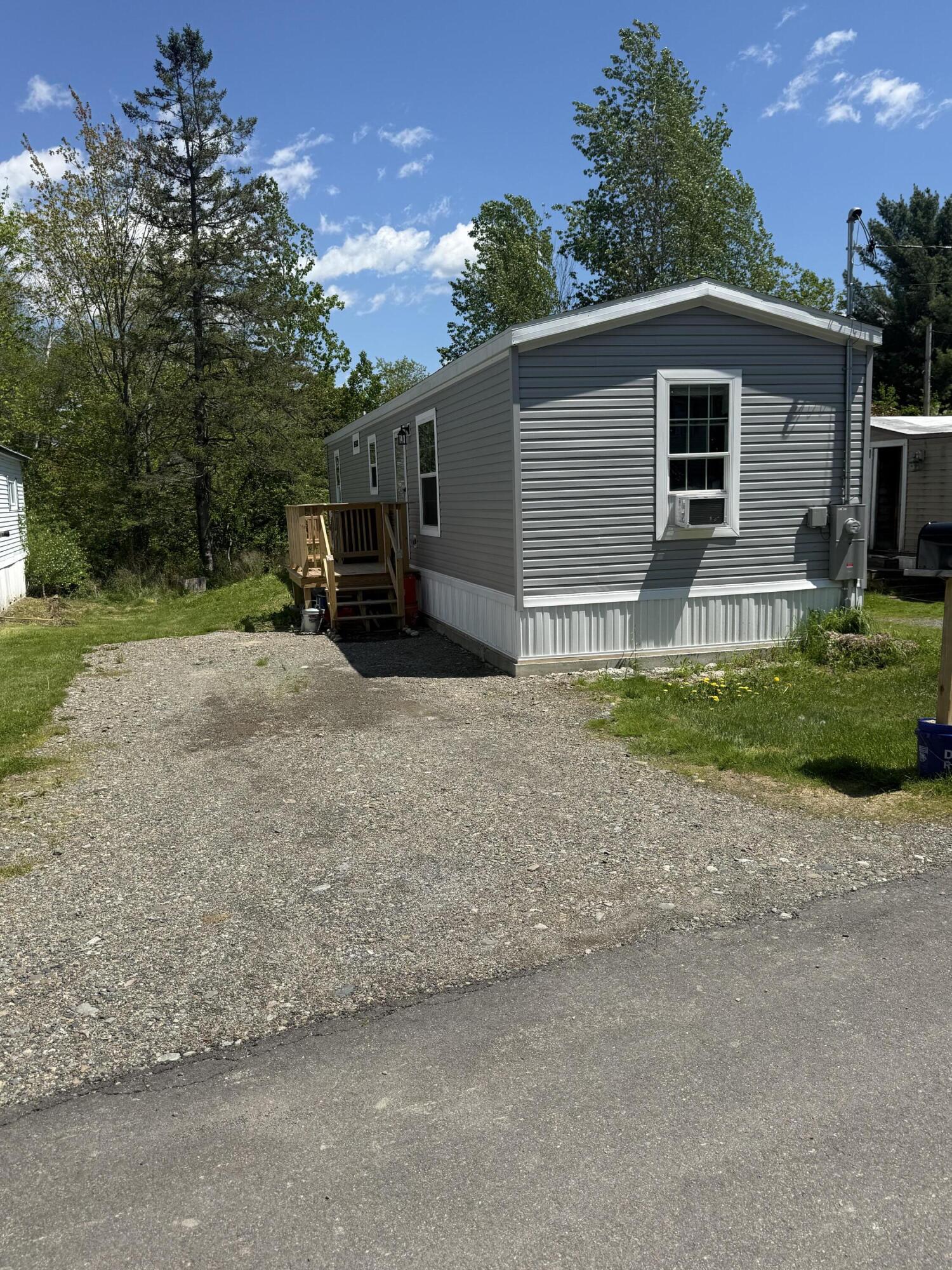 28 Hobson Avenue Veazie ME 04401