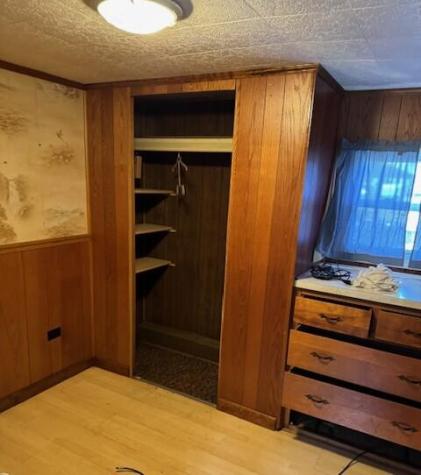 9 Oak Street Jay ME 04239