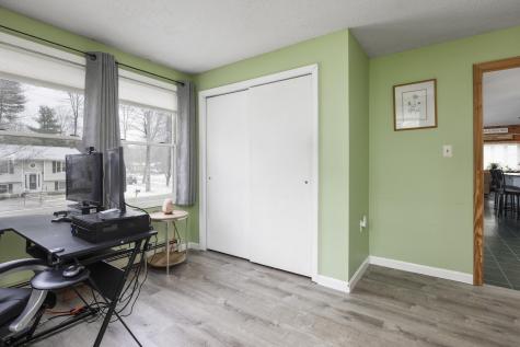 2 Carolyn Street Topsham ME 04086