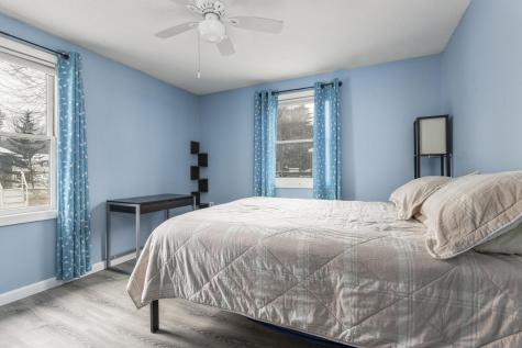 2 Carolyn Street Topsham ME 04086