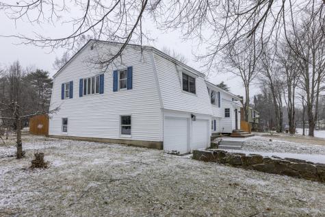 2 Carolyn Street Topsham ME 04086