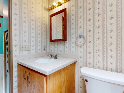 1215 Hotel Road Auburn ME 04210