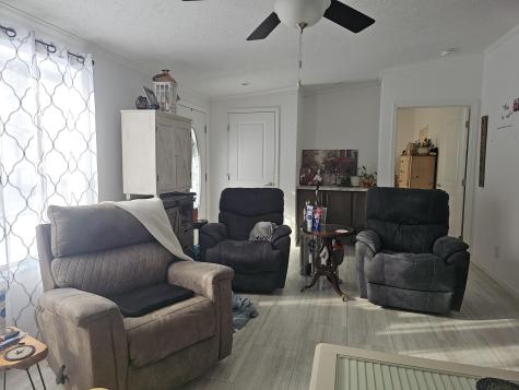 362 Hebron Road Oxford ME 04270