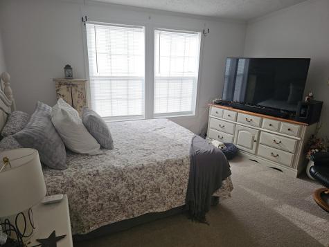 362 Hebron Road Oxford ME 04270