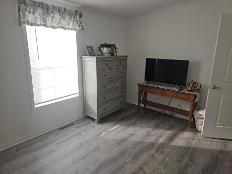 362 Hebron Road Oxford ME 04270