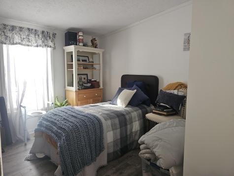 362 Hebron Road Oxford ME 04270