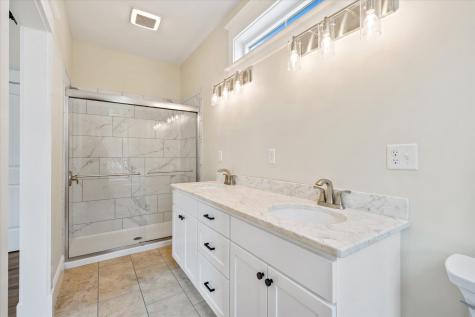 5 Donegal Drive Veazie ME 04401
