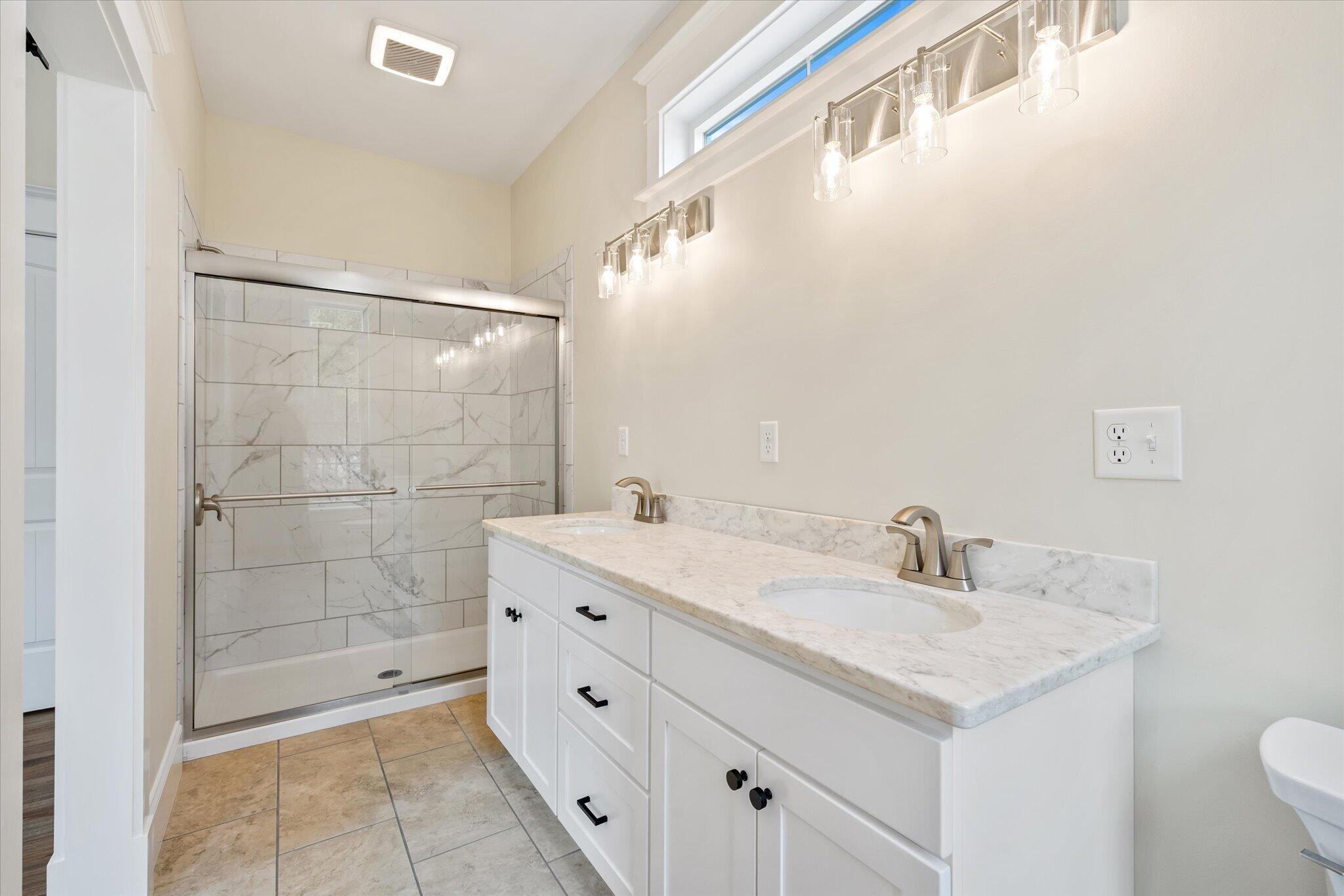 5 Donegal Drive Veazie ME 04401
