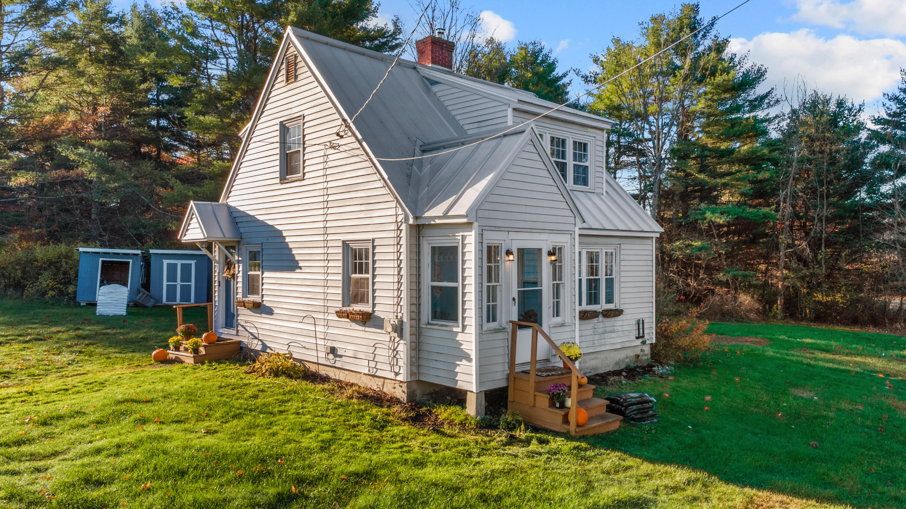 1 Mcnally Road Clinton ME 04927