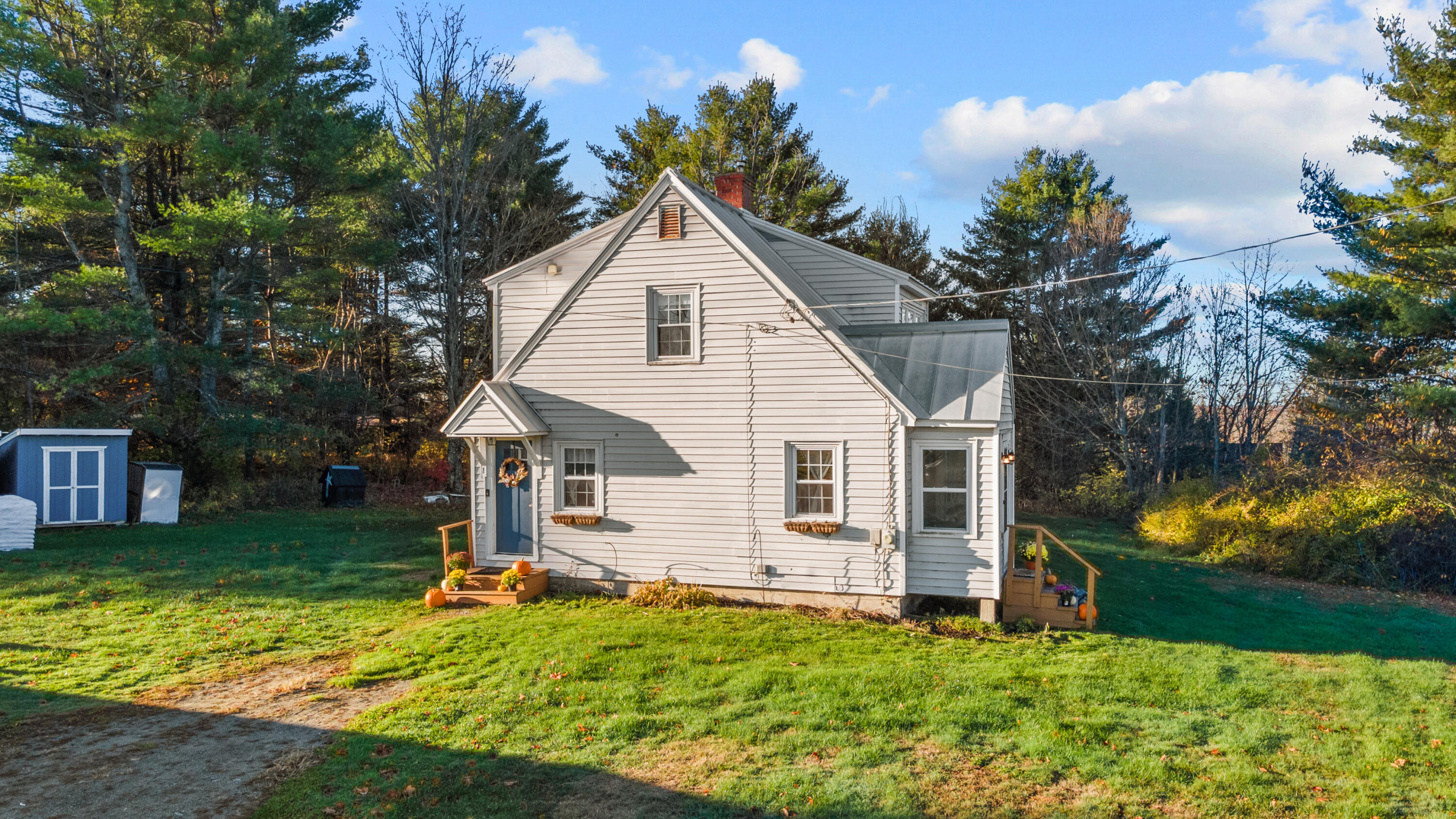 1 Mcnally Road Clinton ME 04927