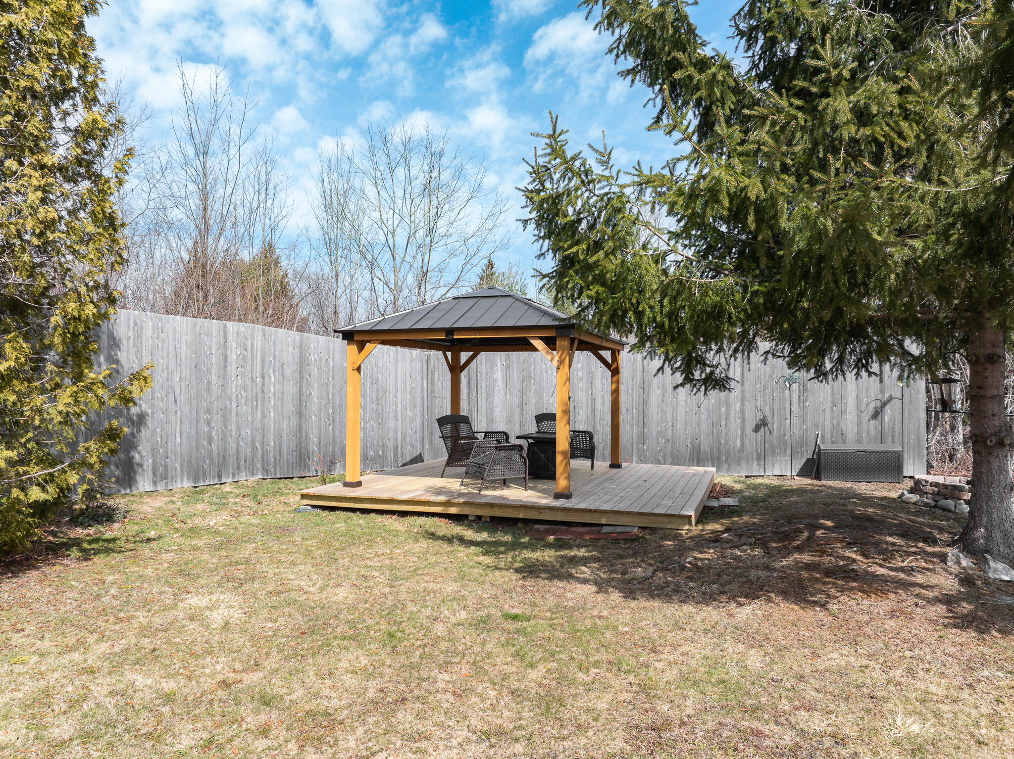 10 Pleasant Street Winterport ME 04496