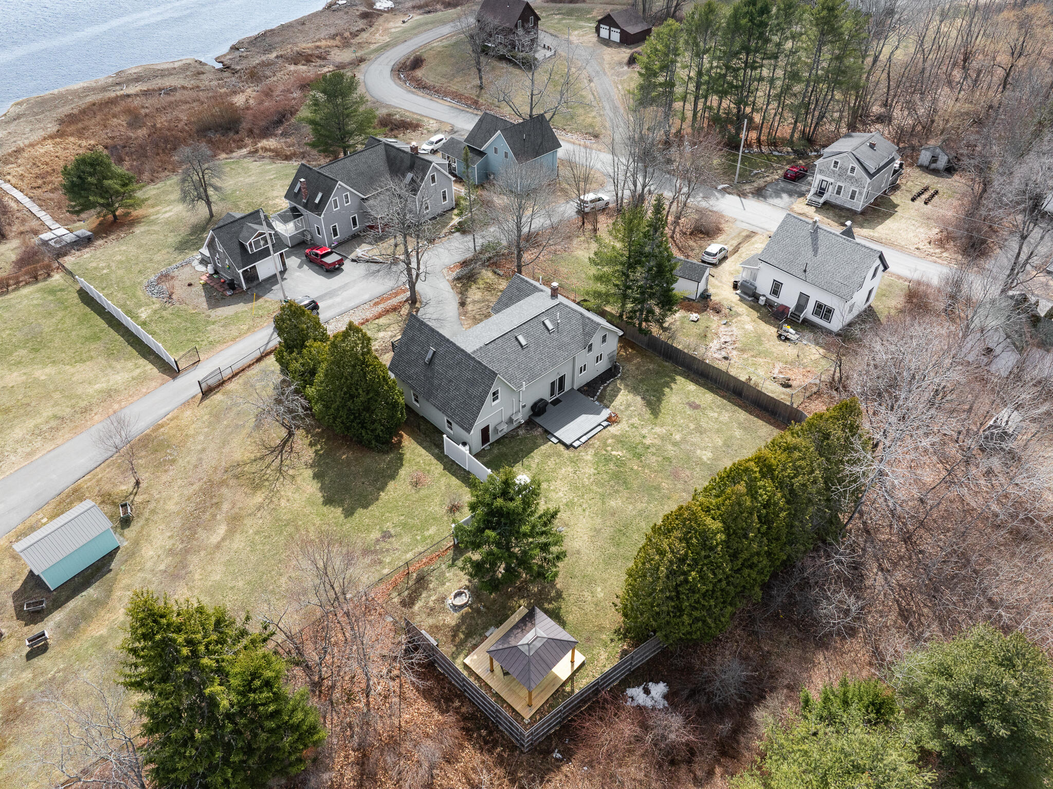 10 Pleasant Street Winterport ME 04496