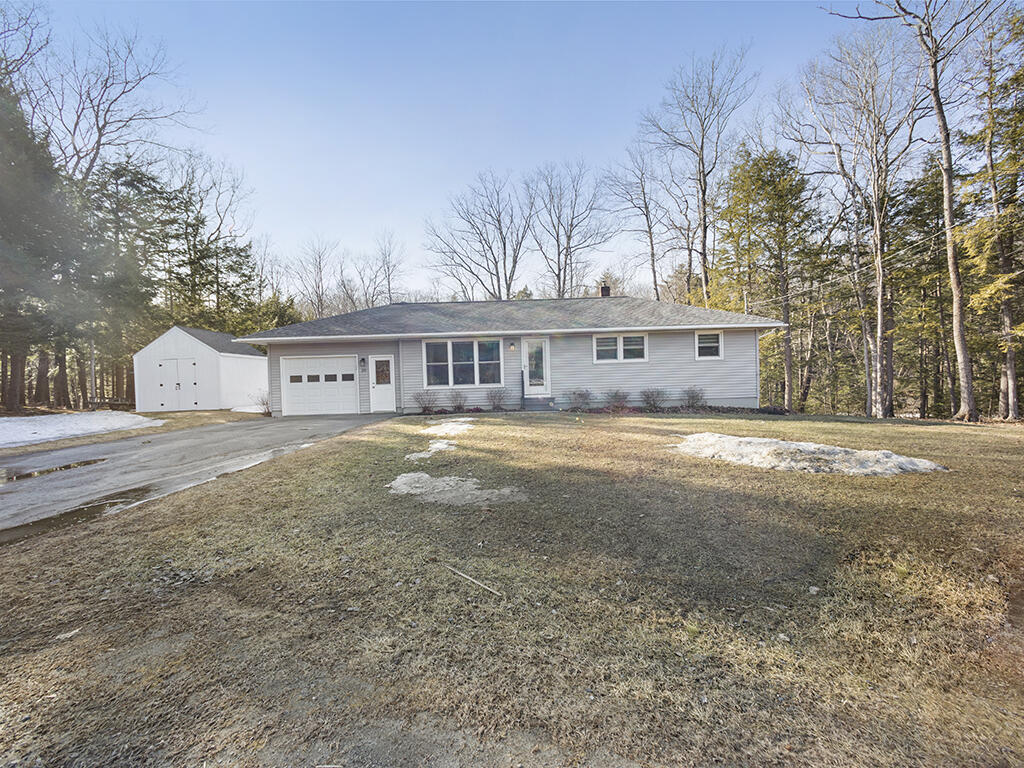 20 Smiley Avenue Winslow ME 04901