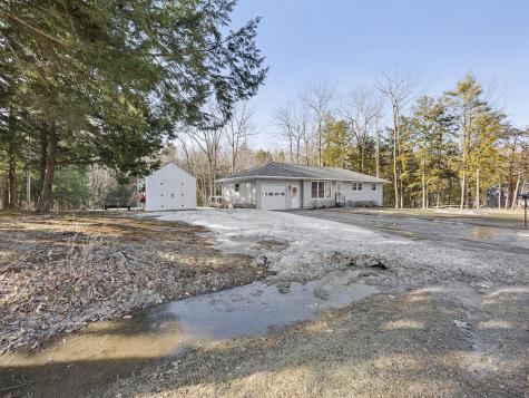 20 Smiley Avenue Winslow ME 04901