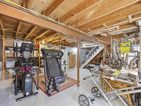 20 Smiley Avenue Winslow ME 04901