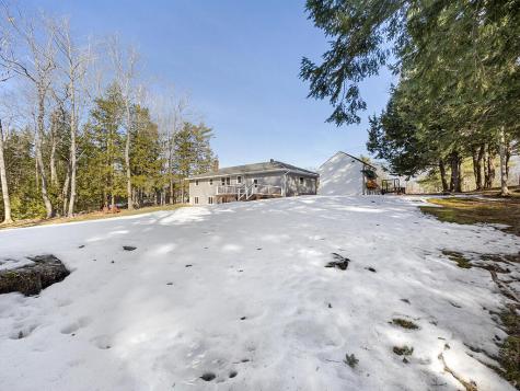 20 Smiley Avenue Winslow ME 04901