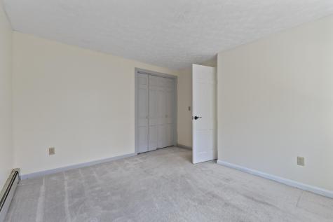 16 Gloria Street Gorham ME 04038