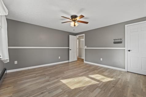 16 Gloria Street Gorham ME 04038