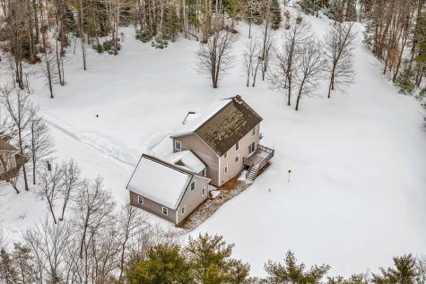 15 Narrow Way Poland ME 04274