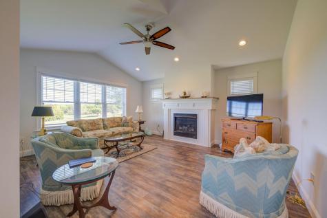 17 Callaway Drive Gray ME 04039