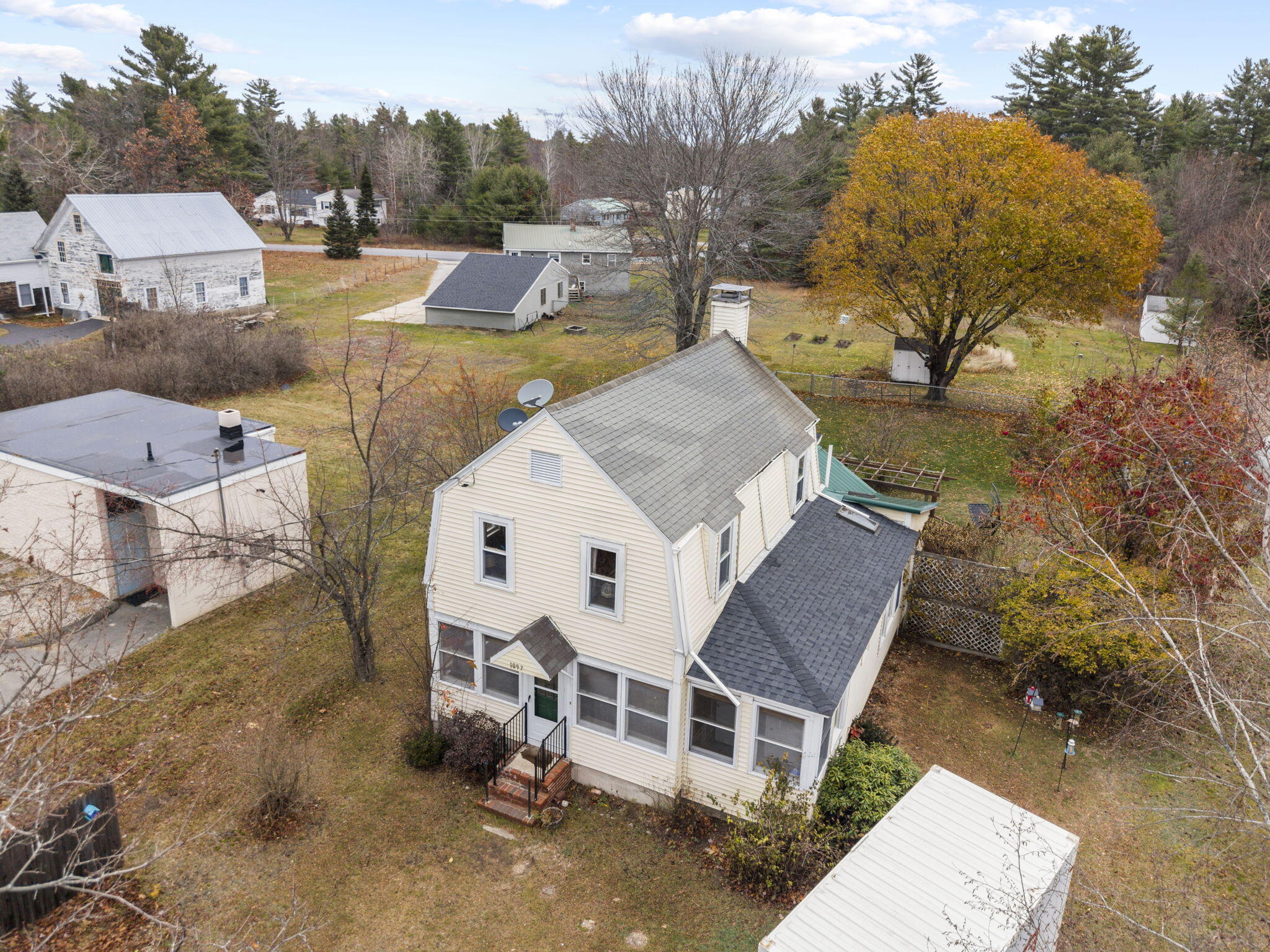 1097 Pequawket Trail Standish ME 04085