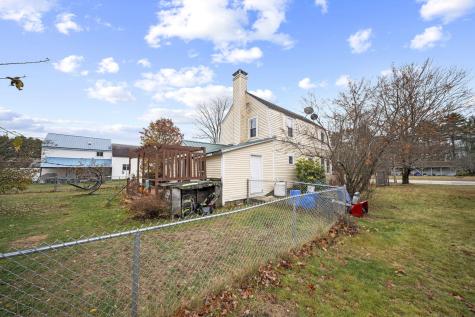 1097 Pequawket Trail Standish ME 04085