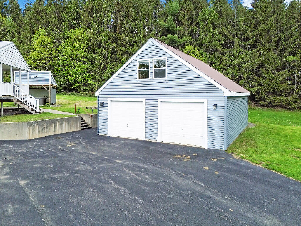 20 Pitt Road Windsor ME 04363
