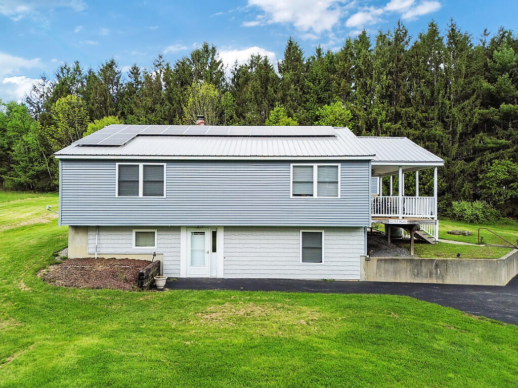 20 Pitt Road Windsor ME 04363