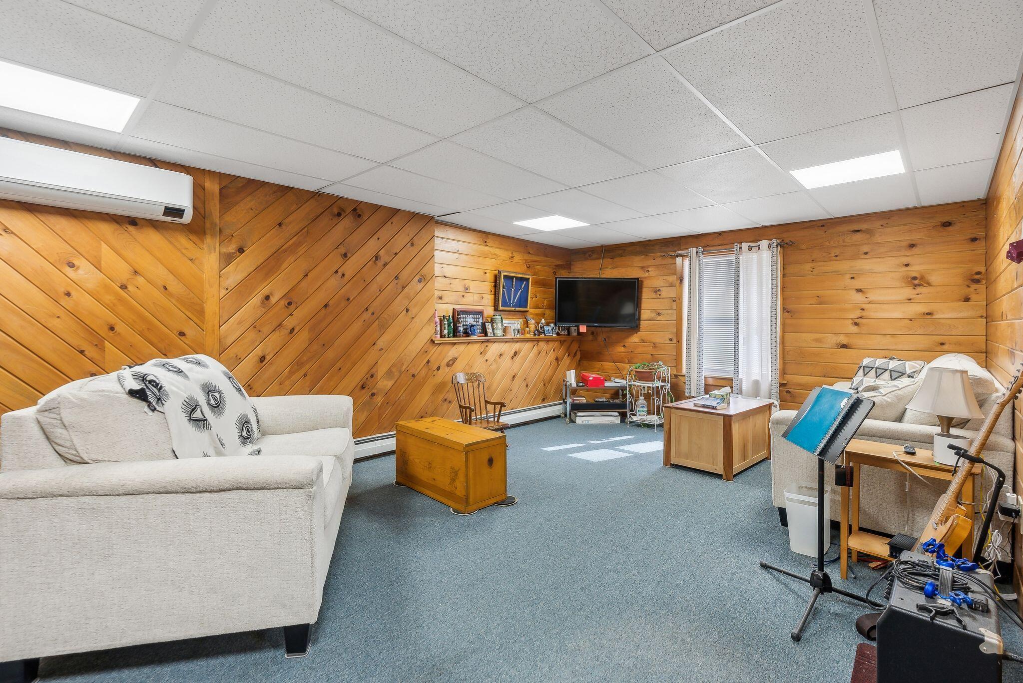 20 Pitt Road Windsor ME 04363