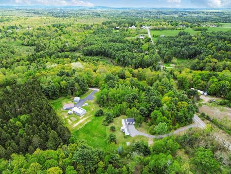 20 Pitt Road Windsor ME 04363