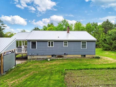 20 Pitt Road Windsor ME 04363