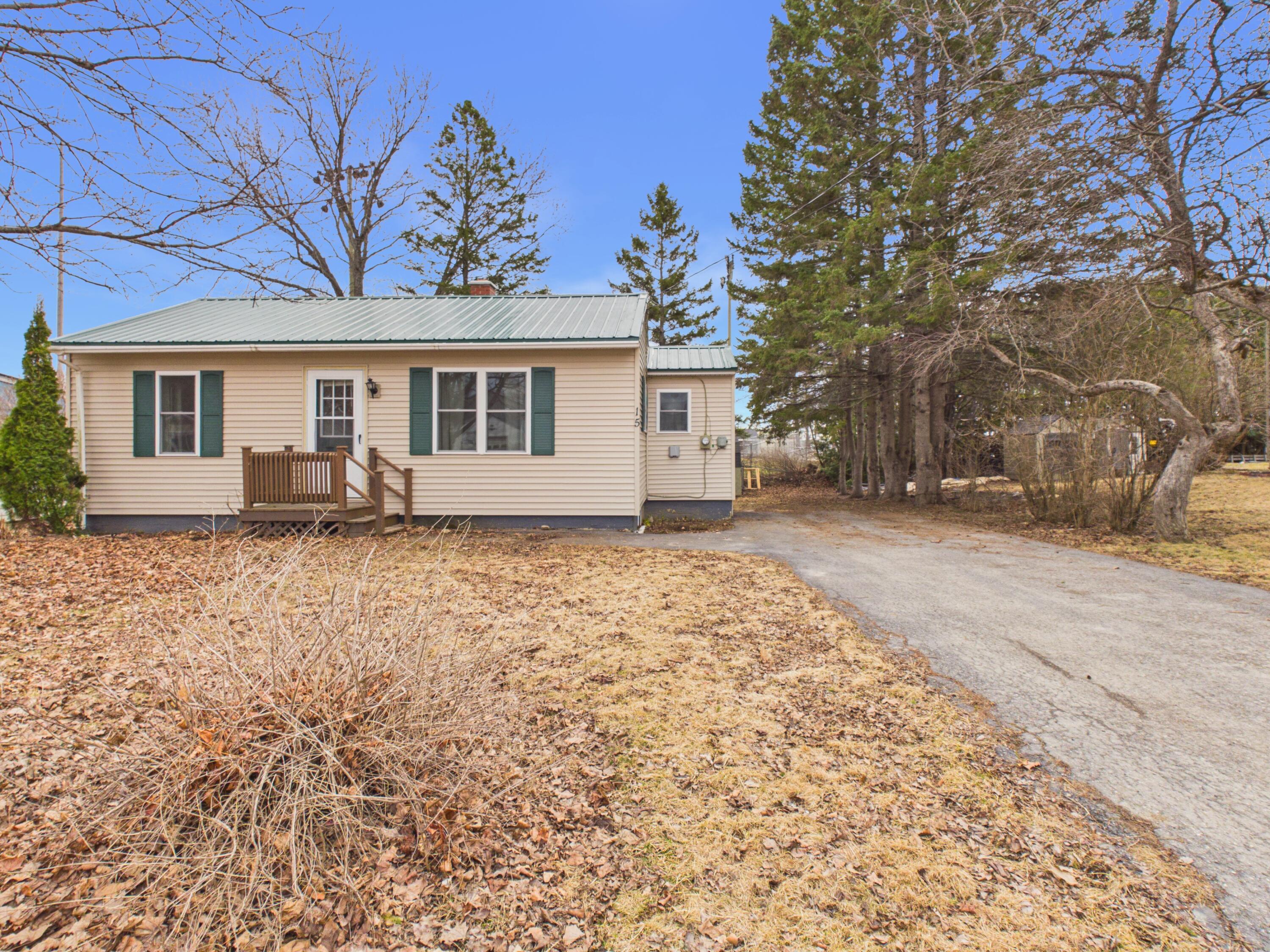 15 Glendale Road Caribou ME 04736