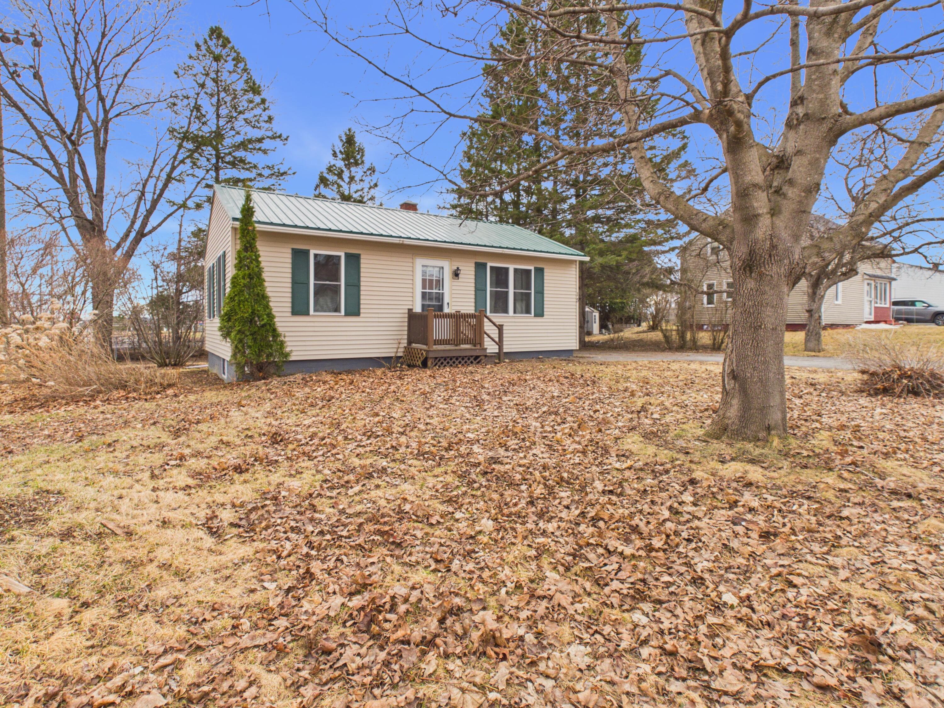 15 Glendale Road Caribou ME 04736
