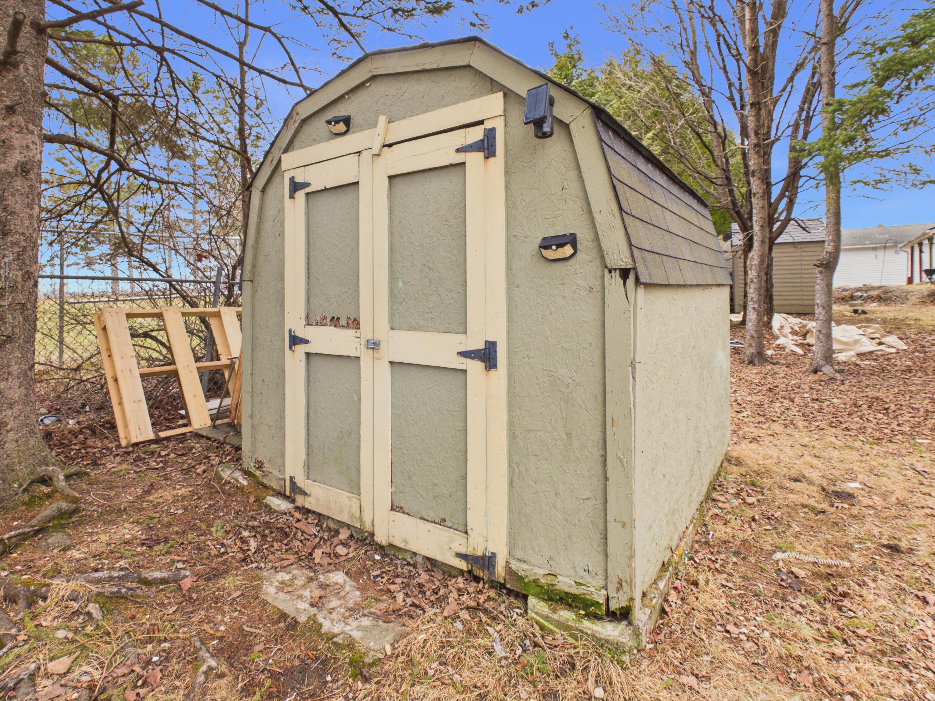 15 Glendale Road Caribou ME 04736