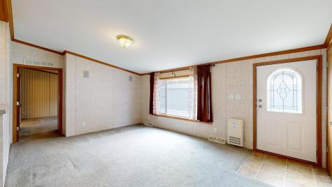 13 Evergreen Road Lewiston ME 04240