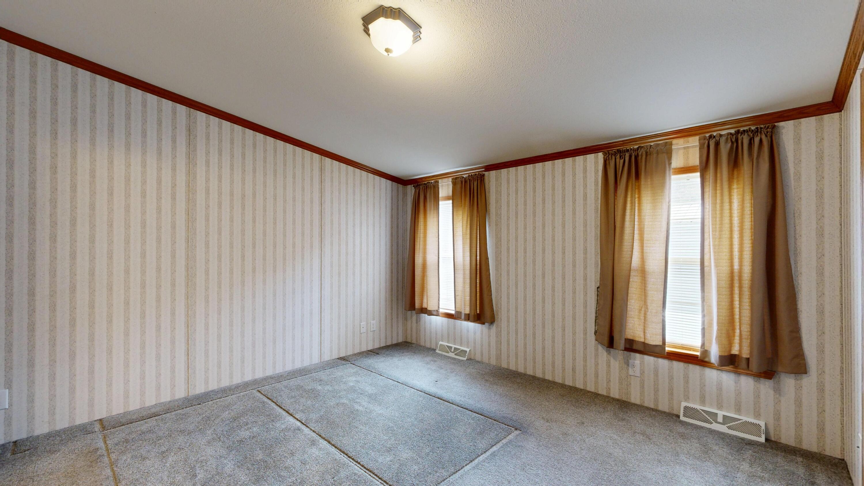13 Evergreen Road Lewiston ME 04240