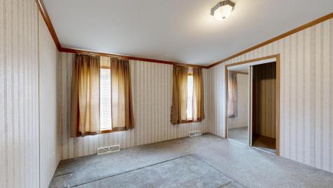 13 Evergreen Road Lewiston ME 04240