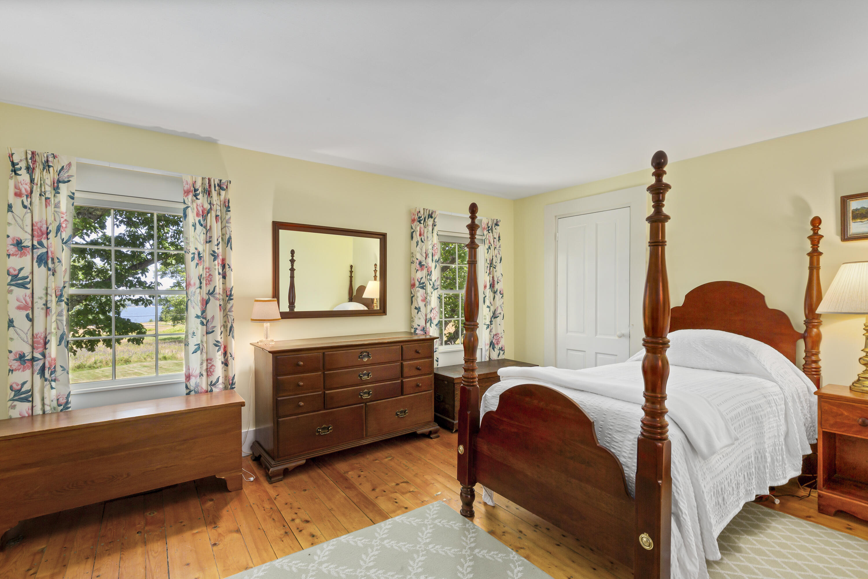 1505-1 Newbury Neck Road Surry ME 04684