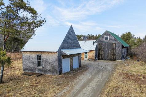 21 La Tour Street Castine ME 04421