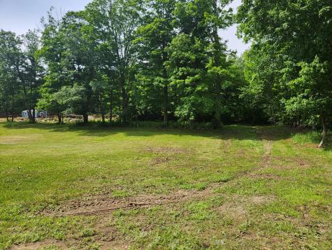 10 Calden Road Phillips ME 04966