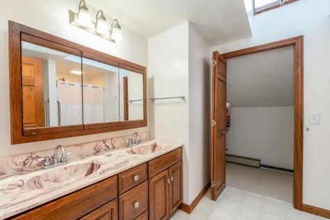 16 Leeside Road Harpswell ME 04079