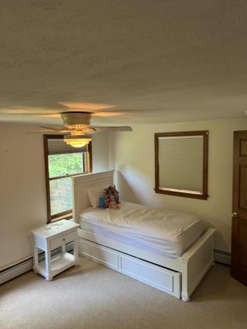 16 Leeside Road Harpswell ME 04079