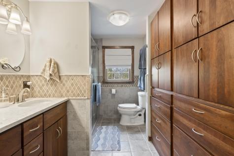 25 Sandy Cove Palermo ME 04354