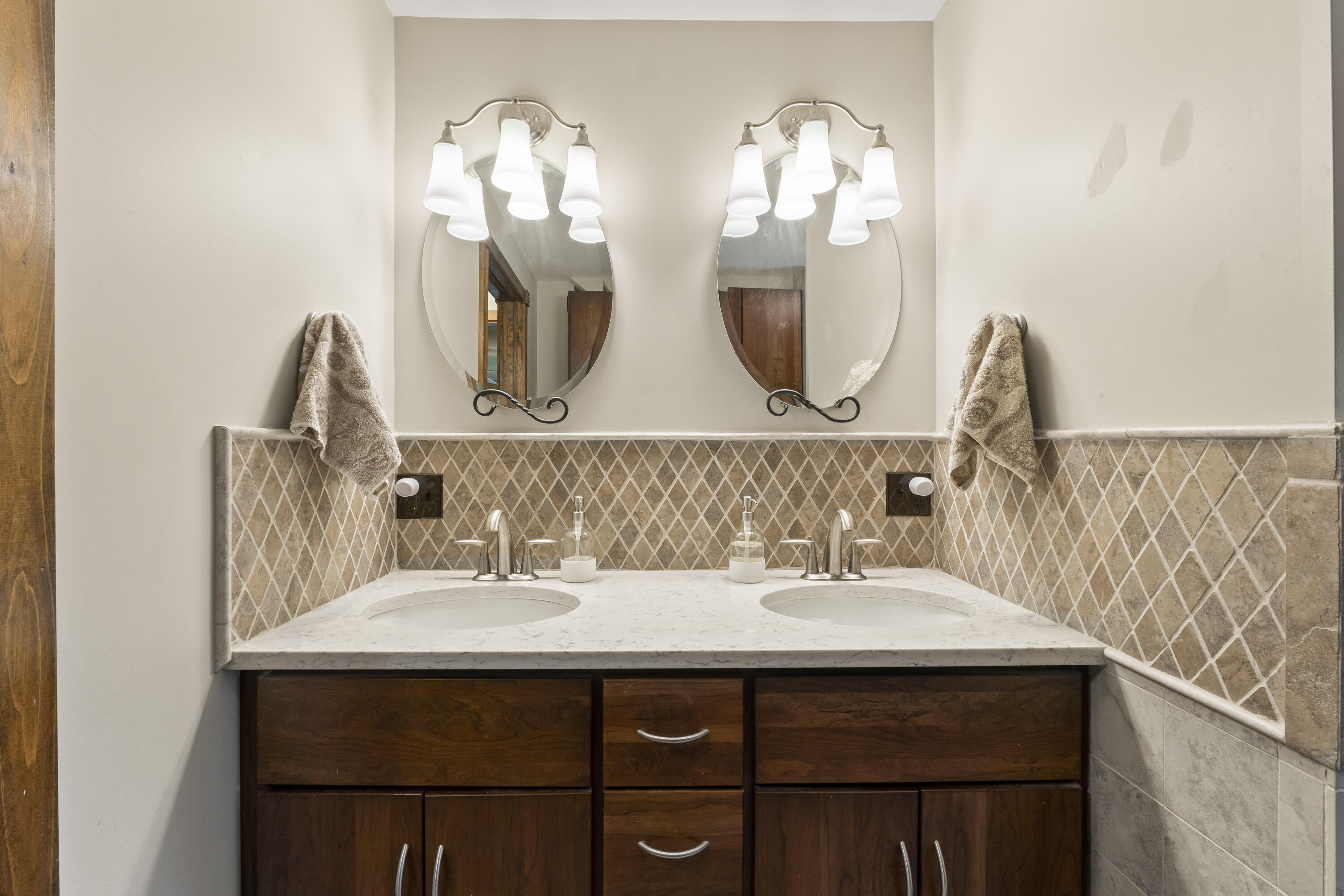 25 Sandy Cove Palermo ME 04354