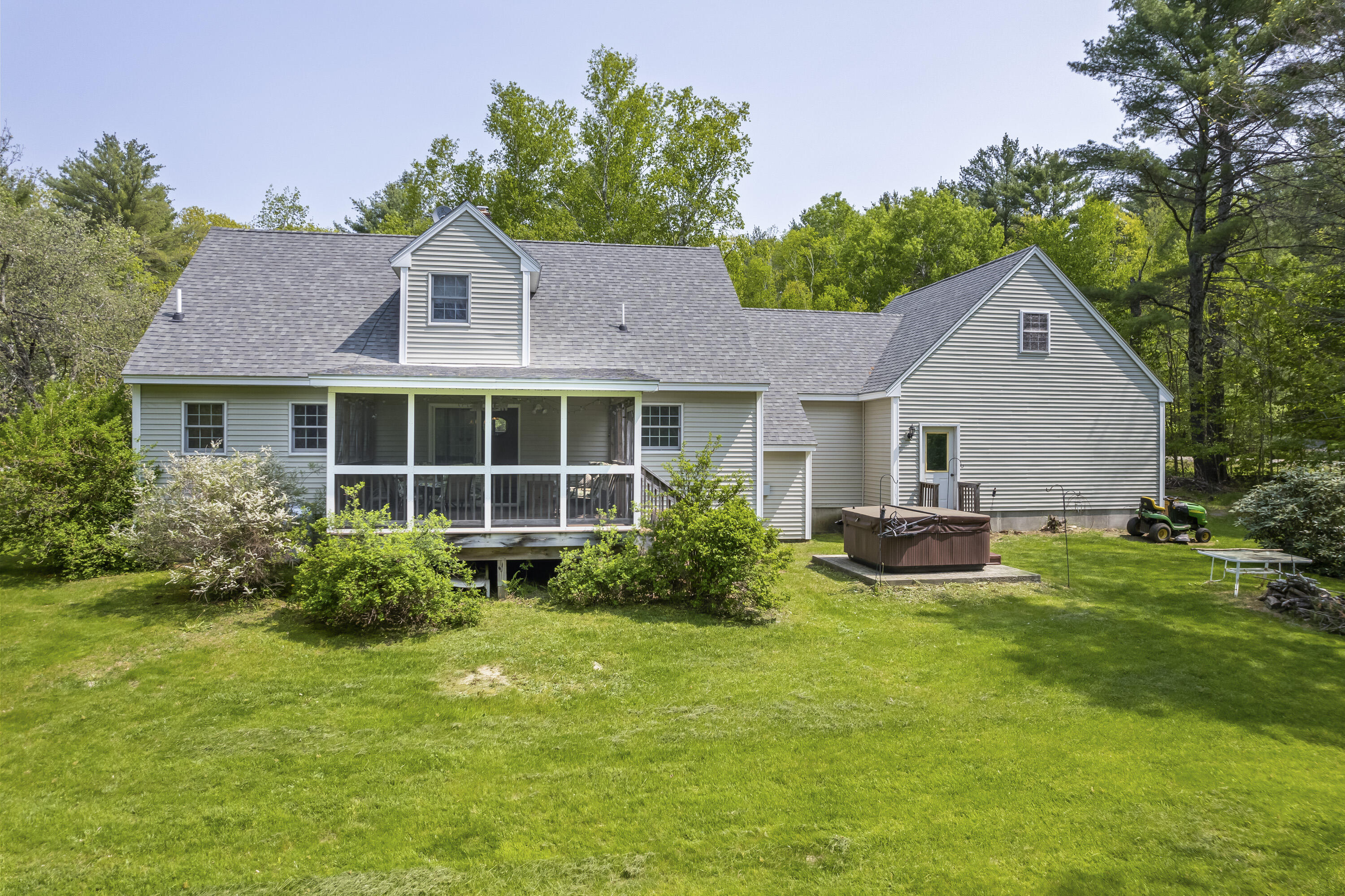 25 Sandy Cove Palermo ME 04354