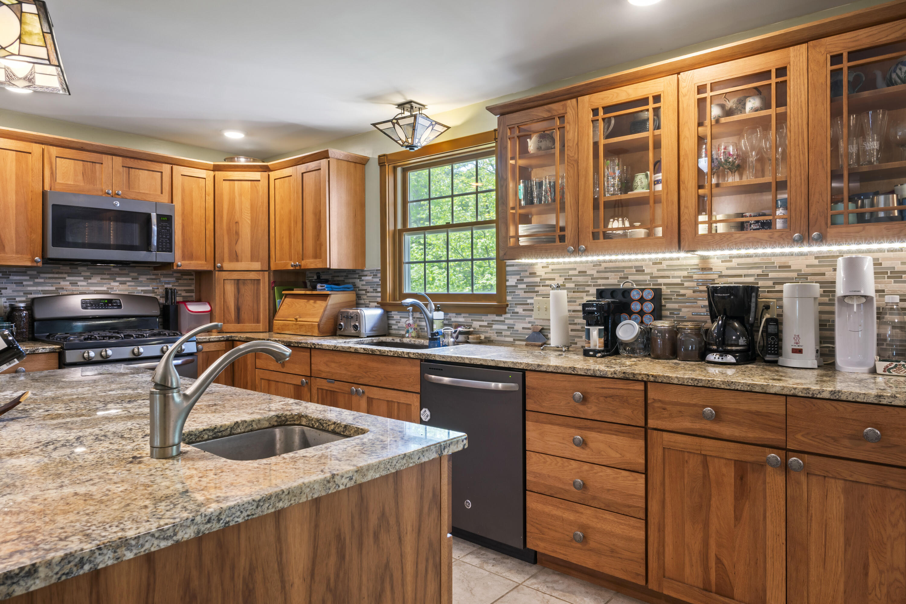 25 Sandy Cove Palermo ME 04354