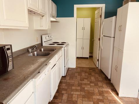 61 Newbury Street Auburn ME 04210